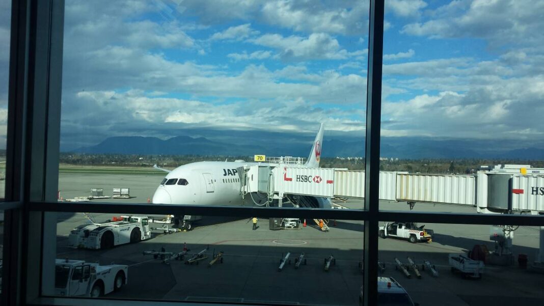 jal, ana, air canada。日本帰国。